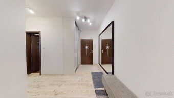 Predám luxusný štvorizbový byt - 3