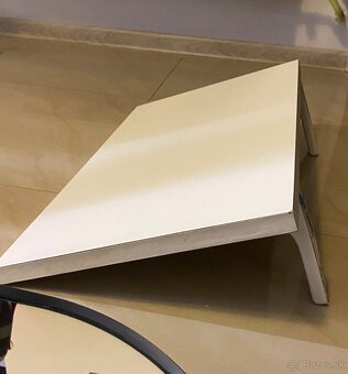 Zrkadlo s úložním priestorom a policou - 3