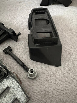 Montážny kit THULE Evo WingBar Edge 7207/7214B/7213B/7057 - 3