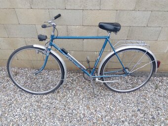 Retro staré bicykle. - 3