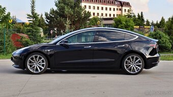 Elektrony / Disky Tesla Model 3 r19 235/40 R19 - 3