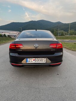 VW Passat, manuál, 141 xxx km, highline, BEZ ad blue - 3