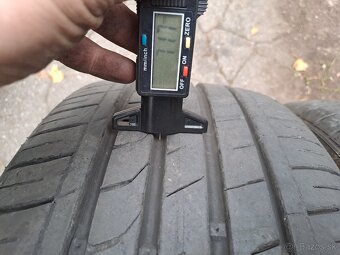 Letné Nexen NFERA 215/50/17 95V - 3