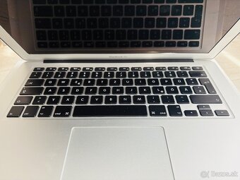 Apple MacBook Air 2017 - 3