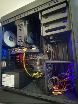 Starší herný PC, i5-9400F, GTX 1660, 250 GB SSD, 16 GB RAM - 3