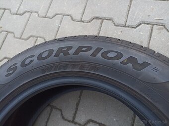 Zimné pneu Pirelli SottoZero 3 215/65 R17 - 3