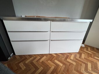 Kuchynská linka so spotrebičmi - 3