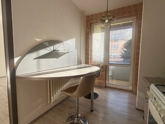 3 izbový byt s loggiou, 69 m2 na predaj - 3