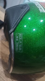 Prilba na motorku - 3