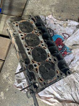 Hlava 2,3 88kw iveco - 3