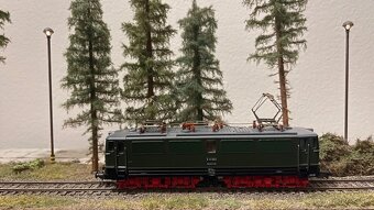 Elektrický rušeň E11 Piko 1:87 H0 - 3
