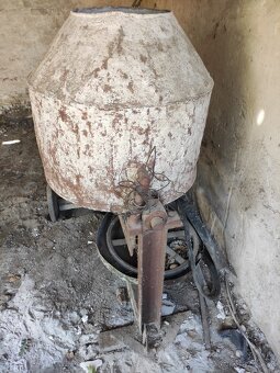 Miešačka stavebná - 3