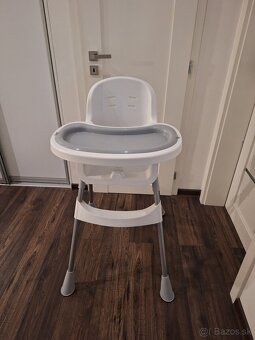 Pevná, stabilná jedálenska stolička - 3