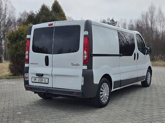 Predám 5 MIESTNU dodávku Renault Trafic LONG - 3