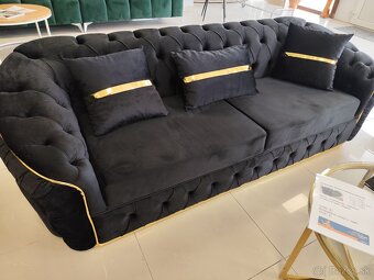 Chesterfield - 3