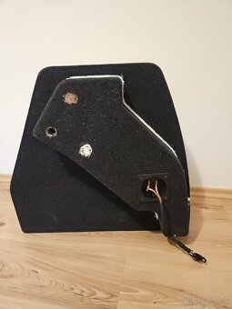 Subwoofer 2x2ohm 500W + ozvučnica Golf 5 - 3