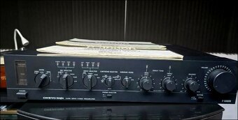McIntosh MC 150 Power amp. - 3