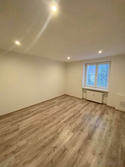Na predaj 2 izbový byt po kompletnej rekonštrukcii - 3