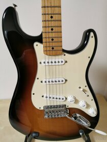 Elektrická gitara Fender Stratocaster - 3