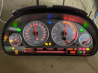Budíky prístrojový panel BMW E39 M5 Tachometer 300km/h - 3