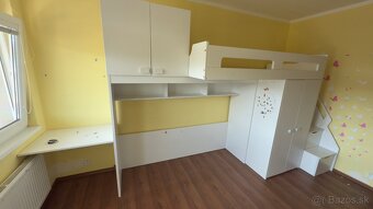 Detská zostava - poschodová posteľ so schodami, skrine, stôl - 3