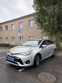 Toyota Avensis combi 1.8 valvematic - 3