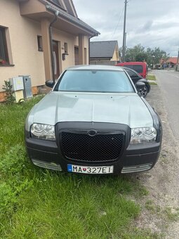 CHRYSLER 300c na náhradné diely - 3