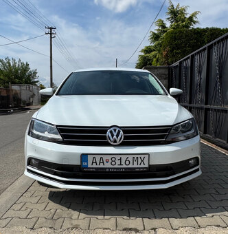Volkswagen Jetta 2.0 TDI 150k Highline DSG - 3