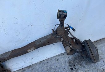 Citroen C4 Cactus 2014- zadná nápravnica - 3