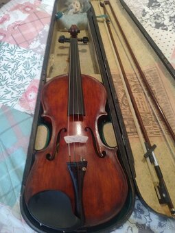 Predám staré značne,husle s kufrom. - 3