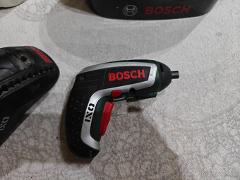 Predám Aku Skrutkovač Bosch IXO - 3