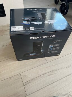 ROWENTA X-Plorer Serie 240 AI+ - 3