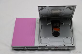 PS2 Slim SCPH-70004 silver + 2 ovládače + FMCB karta - 3