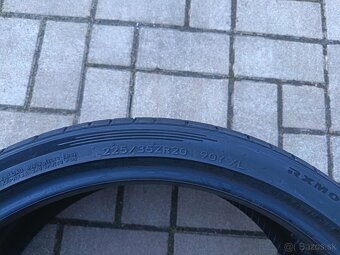 letne pneu 225/35 R20 - 3