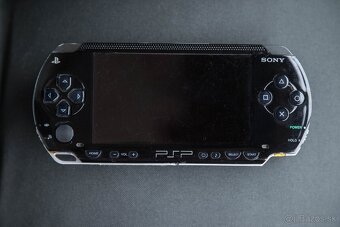 Sony PSP 1004 piano black 64 GB + 2 hry podľa výberu - 3