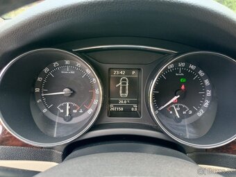 Na predaj: Škoda Superb Combi TDI, 7 DSG, 2010 - 3