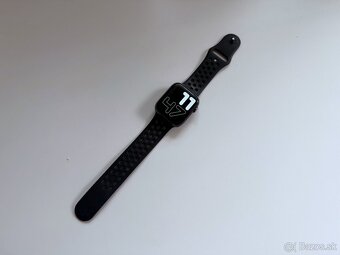 Apple Watch Nike Series 5 GPS 44mm pouzdro vesmírně šedé - 3