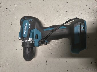 Makita DHP487 - 3
