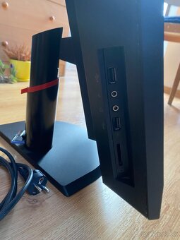 Predam pocitac AIO Lenovo ThinkCentre M72Z - 3