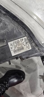 svetlá AUDI A6 C6 - 3