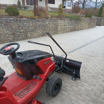 Snehová otočná radlica na kosačku - 3