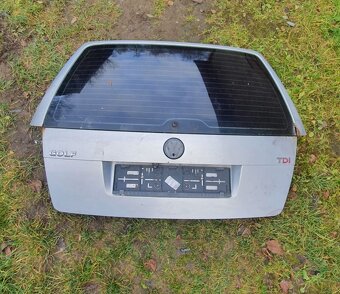 Kufrove dvere golf 4 ,bora combi - 3