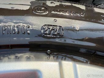 Letná sada Audi Sport 10-Spoke V-Design - 3