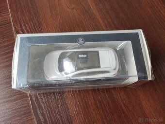 Renault Kadjar White 1:43 - 3