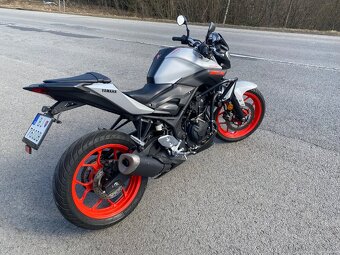 Yamaha mt 03 - 3