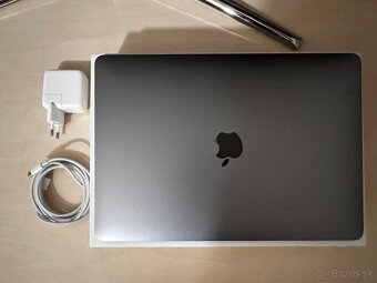 Apple Macbook Air M1 8/256 13" - 3