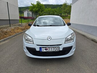 Renault Megane3 2011,1.6benzin 16V 74kw,po1. Majiteľovi - 3