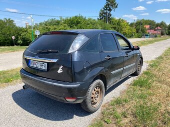 Ford Focus 2005 MK1 - 3