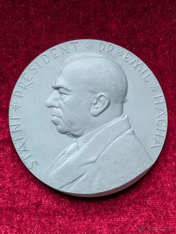 Predám vzácnu Zn medailu JUDr Emil Hácha - 3