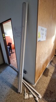 Predam nepoužitú výklopnú markízu s bočnými ramenami - 3